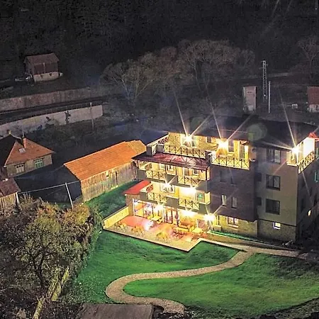 Hotel Trigrad *