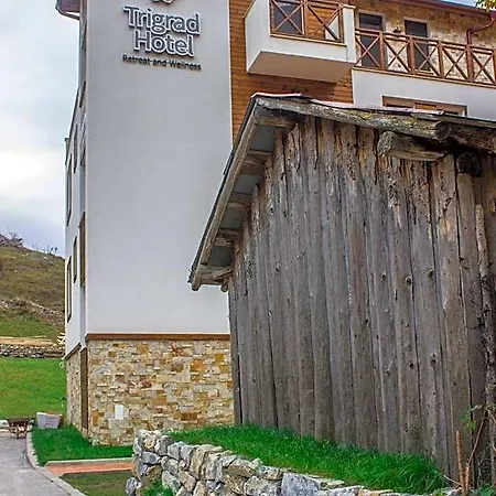 Trigrad Hotel *